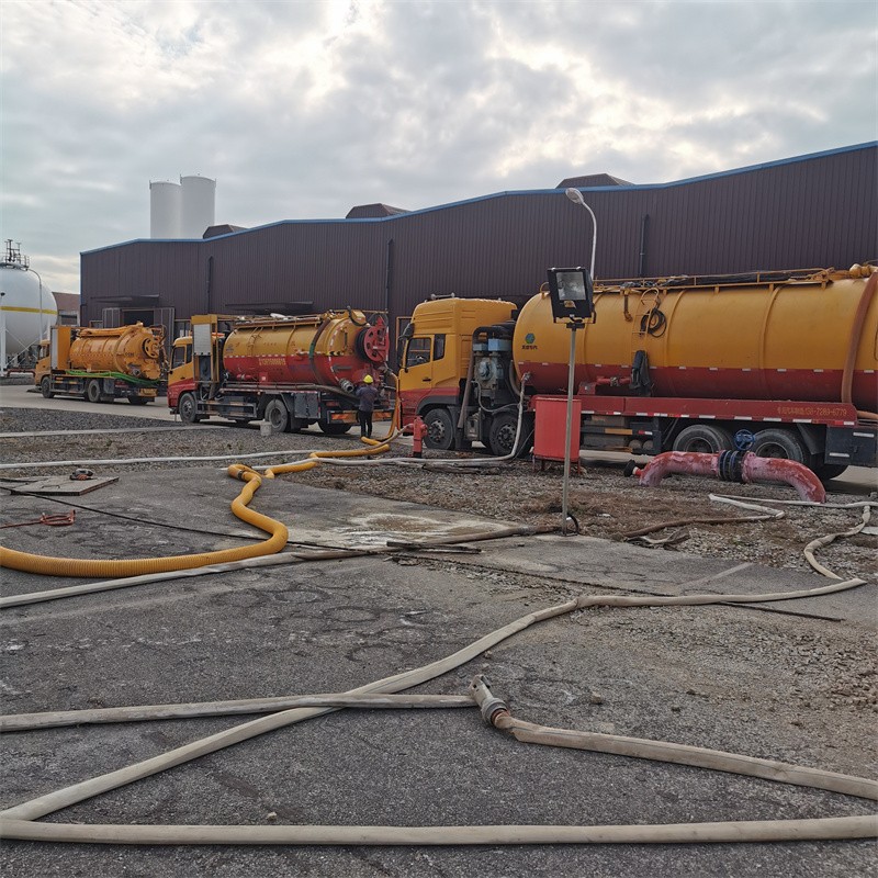 兰坪污水池清理